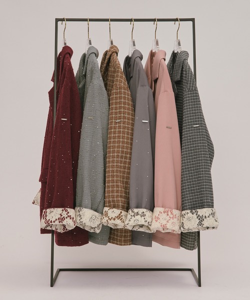 loin nuit(ロワンニュイ)の「nuance button lace jacket / ニュアンスボタンレースジャケット(テーラードジャケット・レディース・ボルドー/キャメル/ブルーグレー/ピンク/グレー/ライトグレー・FREE)」の7枚目の写真