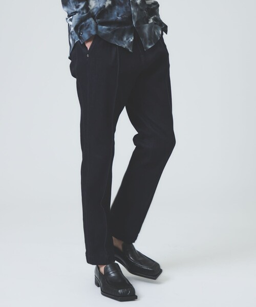 5351 POUR LES HOMMES(ゴーサンゴーイチプールオム)の「【セットアップ対応】タックテーパードデニムスラックス(デニムパンツ・メンズ・ブラック/インディゴブルー・44/46/48/50)」の15枚目の写真