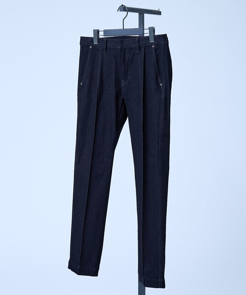 5351 POUR LES HOMMES(ゴーサンゴーイチプールオム)の「【セットアップ対応】タックテーパードデニムスラックス(デニムパンツ・メンズ・ブラック/インディゴブルー・44/46/48/50)」の20枚目の写真