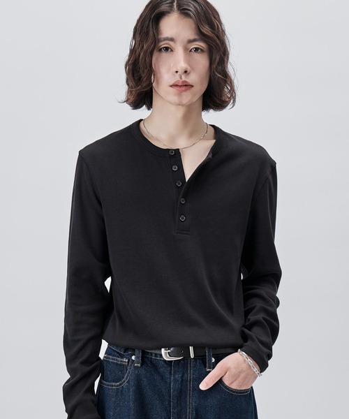 SINSS(シンス)の「Compact rib henley LS T-shirt / コンパクトリブヘンリーロングスリーブTシャツ(Tシャツ/カットソー・メンズ・ホワイト/ブラック/チャコールグレー・X-SMALL/SMALL/MEDIUM/LARGE)」の1枚目の写真