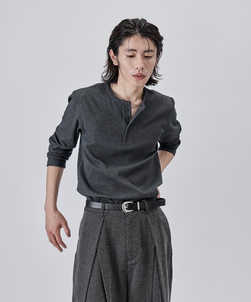 SINSS(シンス)の「Compact rib henley LS T-shirt / コンパクトリブヘンリーロングスリーブTシャツ(Tシャツ/カットソー・メンズ・ホワイト/ブラック/チャコールグレー・X-SMALL/SMALL/MEDIUM/LARGE)」の6枚目の写真