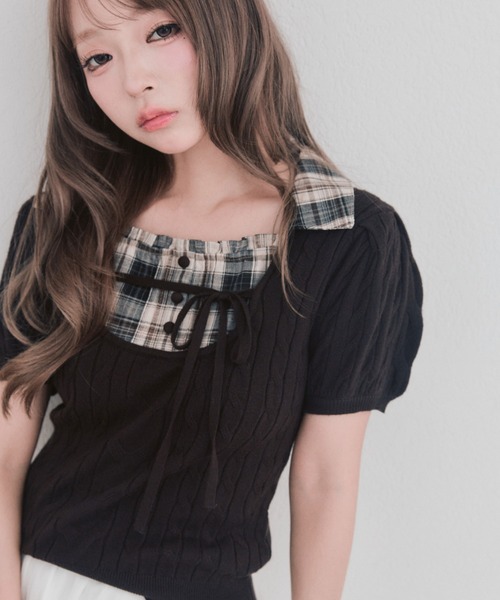 OLIVE des OLIVE(オリーブデオリーブ)の「シャツレイヤードケーブルトップス(ニット/セーター・レディース・ブラック/ブラウン/ピンク/ベージュ系その他・FREE)」の2枚目の写真