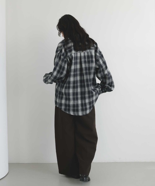 hellam(へラム)の「スカーフ付きネルチェックシャツ(シャツ/ブラウス・レディース・ネイビー/ブラウン/ブラック・FREE)」の7枚目の写真