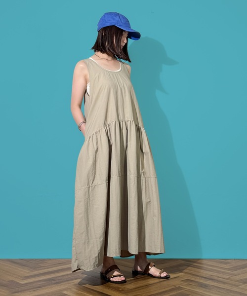 MAISON SELECT(メゾンセレクト)の「7E17 ノースリーブ ティアードフレアワンピース(ワンピース・レディース・カーキ/ベージュ/ブラック・FREE)」の18枚目の写真