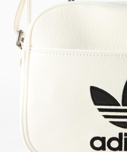 adidas(アディダス)の「adidas MINI AIRLINERバッグ/adidas MINI AIRLINER BK(ショルダーバッグ・レディース・ホワイト・フリー)」の5枚目の写真