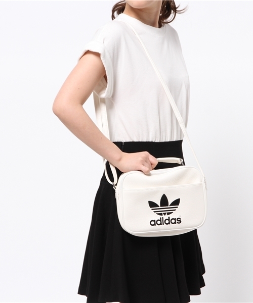 adidas（アディダス）の「adidas MINI AIRLINERバッグ/adidas