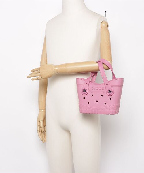crocs（クロックス）の「クロックス crocs Crocs Classic Micro Tote（トートバッグ・メンズ・ローズ・ONE SIZE）」の9枚目の写真