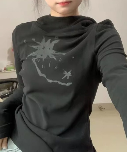 SHERU(シェル)の「タートルネックトップス ネル起毛(Tシャツ/カットソー・レディース・ブラック/ホワイト・M)」の10枚目の写真
