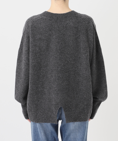 Spick & Span（スピックアンドスパン）の「クーマラムVネックプルオーバー（ニット/セーター・レディース・レッド/ベージュ/チャコールグレー/ブルー系その他・FREE）」の8枚目の写真