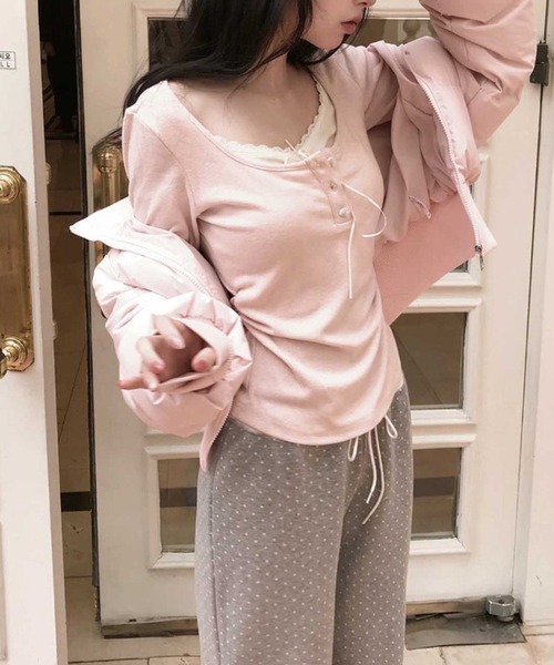 lulufa(ルルファ)の「配色レースリボンスクエアネックトップス(Tシャツ/カットソー・レディース・グレー/ブラック/ピンク・FREE)」の3枚目の写真