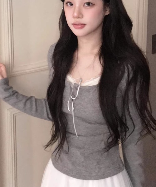 lulufa(ルルファ)の「配色レースリボンスクエアネックトップス(Tシャツ/カットソー・レディース・グレー/ブラック/ピンク・FREE)」の21枚目の写真