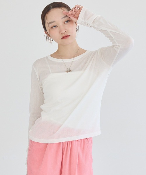 earth music&ecology(アースミュージックアンドエコロジー)の「シアーフライストップス(Tシャツ/カットソー・レディース・グレー/ブラウン/オフホワイト/ブラック・FREE)」の2枚目の写真