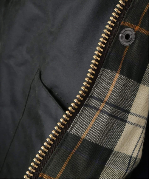 Barbour(バブアー)の「Barbour(バブアー) OS TRANSPORT WAX JACKET(その他アウター・メンズ・カーキ/ブラック・42/40/38/36)」の4枚目の写真