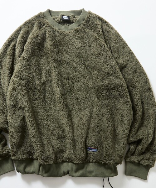 FREAK'S STORE(フリークスストア)の「限定展開 リラックスフィット ラグランスリーブ シャギーフリース プルオーバー(その他トップス・メンズ・ブラック/グレイッシュベージュ/スミクロ/オリーブ・SMALL/LARGE/MEDIUM)」の4枚目の写真