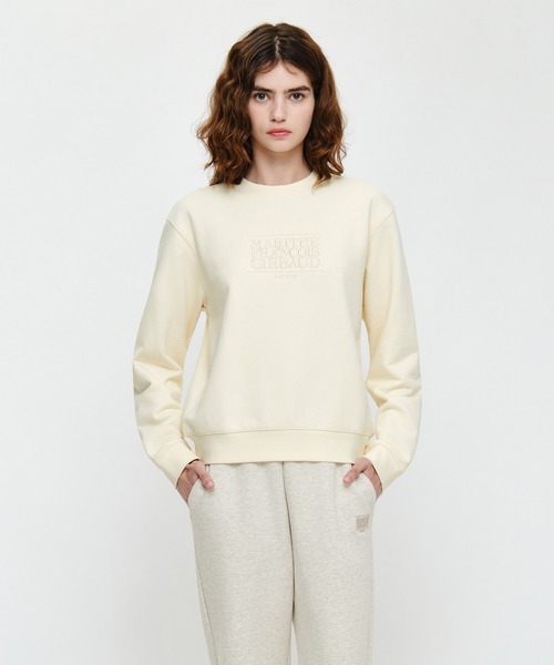 MARITHE + FRANCOIS GIRBAUD(マリテフランソワジルボー)の「W CLASSIC LOGO SWEATSHIRT(スウェット・レディース・ブラウン/ライトグレー/Navy/Cream・SMALL/MEDIUM)」の1枚目の写真