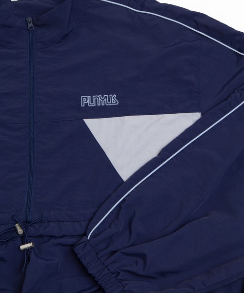 PUNYUS(プニュズ)の「【NEW SIZE】切り替えナイロンワンピース(ワンピース・レディース・カーキ/ネイビー/ブラック・5/3/4/2/1)」の18枚目の写真
