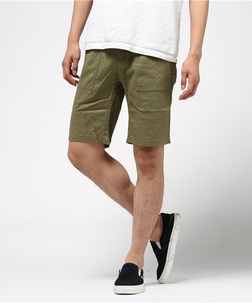 Request（リクエスト）の「【REQUEST】　ジャガード　イージーショーツ（その他パンツ・メンズ・カーキ/オフホワイト/ネイビー・2/3）」の3枚目の写真