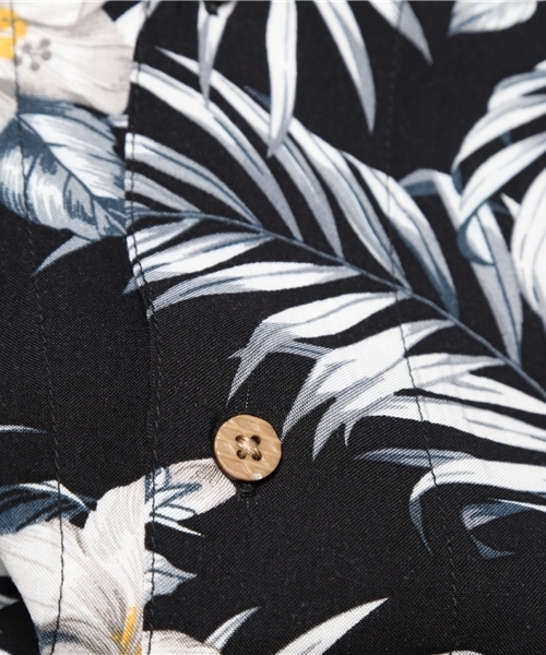 LB/S （エルビーエス）の「【SEAVAN】レーヨンアロハシャツ（シャツ/ブラウス・メンズ・ホワイト/ブラック/レッド/サックスブルー/アイボリー・LARGE/MEDIUM/X-LARGE/XX-LARGE）」の7枚目の写真