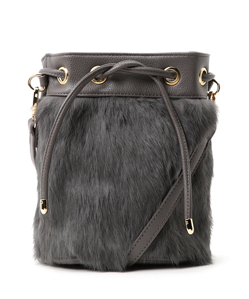 PLAIN CLOTHING(プレーンクロージング)の「ファー巾着ショルダーバッグ【PLAIN CLOTHING】(ショルダーバッグ・レディース・グレー/ブラック/ボルドー・FREE)」の14枚目の写真