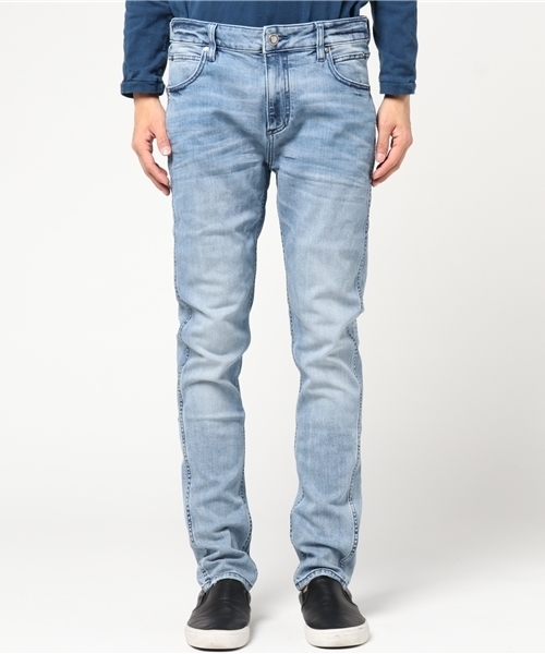 Calvin Klein(カルバン・クライン)の「スカルプテッドテーパードジーンズ(デニムパンツ・メンズ・ブルー・33inch/32inch/31inch/30inch/34inch/29inch)」の3枚目の写真