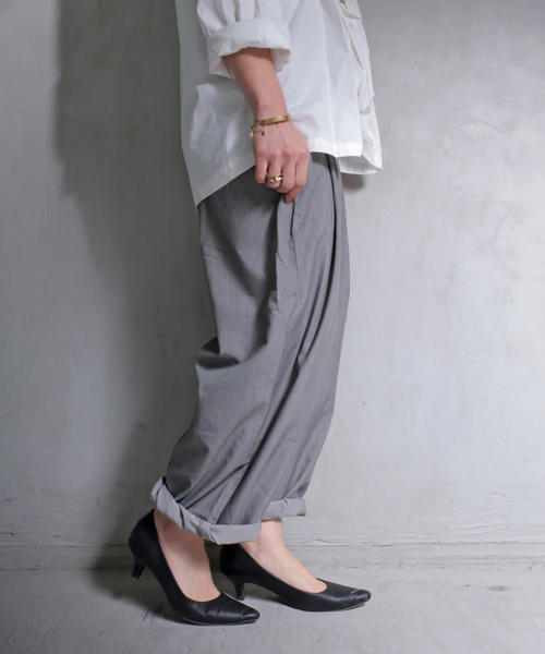 antiqua(アンティカ)の「タックパンツ(その他パンツ・レディース・ブラック/グレー/ベージュ・M)」の10枚目の写真
