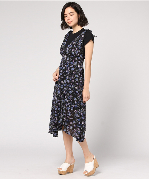 MOUSSY（マウジー）の「SHOULDER TIE FLOWER DRESS（ワンピース・レディース・ベージュ系その他/パープル系その他/ホワイト系その他・1/2）」の3枚目の写真