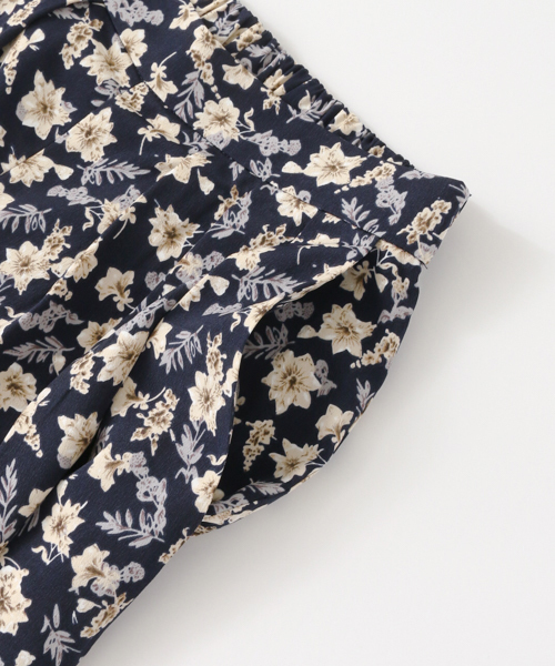 KBF（ケイビーエフ）の「KBF フラワータックワイドパンツ（その他パンツ・レディース・ブラック/ネイビー/オフホワイト・ONE）」の11枚目の写真