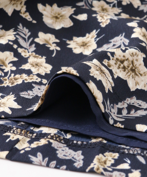 KBF（ケイビーエフ）の「KBF フラワータックワイドパンツ（その他パンツ・レディース・ブラック/ネイビー/オフホワイト・ONE）」の12枚目の写真