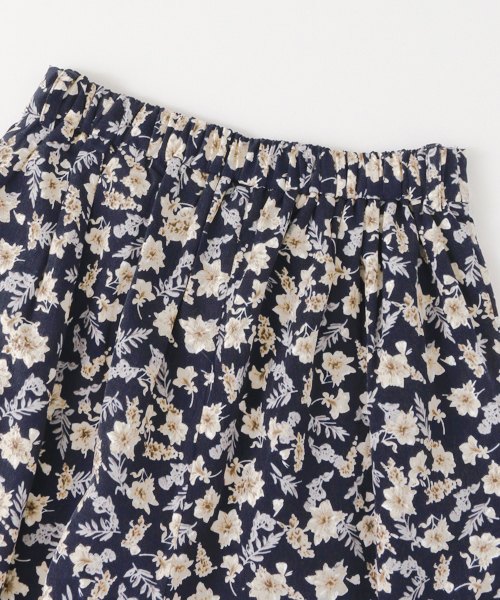 KBF（ケイビーエフ）の「KBF フラワータックワイドパンツ（その他パンツ・レディース・ブラック/ネイビー/オフホワイト・ONE）」の13枚目の写真