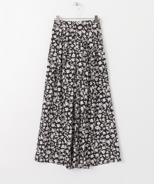 KBF（ケイビーエフ）の「KBF フラワータックワイドパンツ（その他パンツ・レディース・ブラック/ネイビー/オフホワイト・ONE）」の16枚目の写真