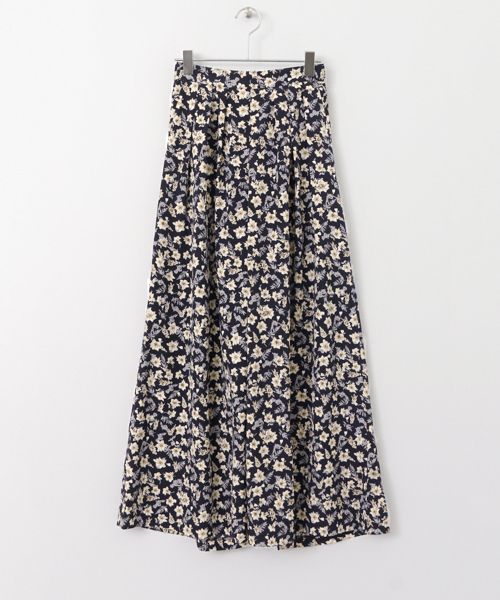 KBF（ケイビーエフ）の「KBF フラワータックワイドパンツ（その他パンツ・レディース・ブラック/ネイビー/オフホワイト・ONE）」の17枚目の写真