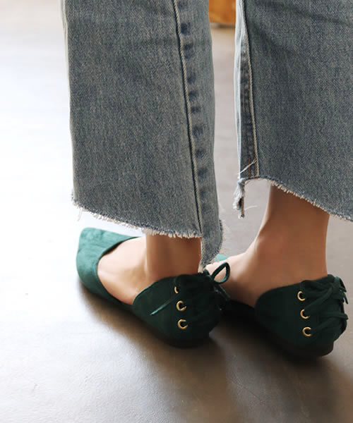 SESTO（セスト）の「かかとレースアップシューズ（パンプス・レディース・ブラック/グレイッシュベージュ/ネイビー/パープル/ダークブラウン/グリーン/レッド/マスタード/グレー・24.5cm/24.0cm/22.5cm/25.0cm/23.5cm/23.0cm/22.0cm）」の5枚目の写真