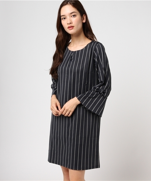 GeeRA（ジーラ）の「ポンチ素材リボンデザインスリーブワンピース（ワンピース・レディース・ブラック/ボルドー/ブルー系その他/ストライプ・SMALL/MEDIUM/LARGE/X-LARGE）」の14枚目の写真