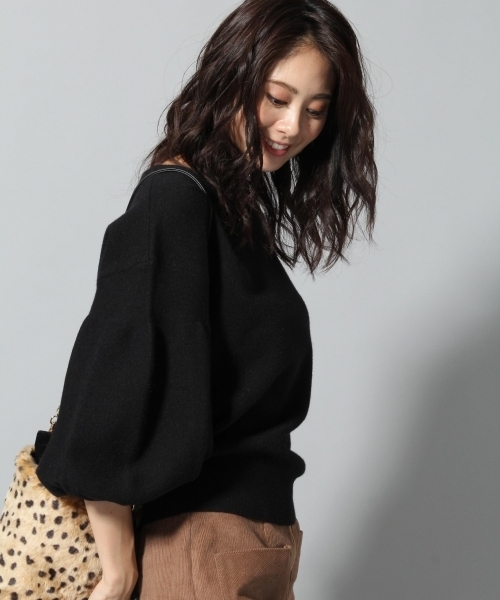 Andemiu（アンデミュウ）の「ソデボリュームボートネックプルオーバー773131（ニット/セーター・レディース・アイボリー/レッド/ブラック・FREE）」の2枚目の写真