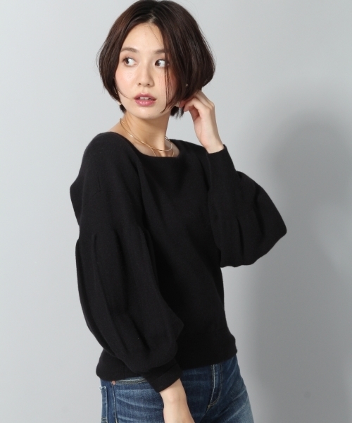 Andemiu（アンデミュウ）の「ソデボリュームボートネックプルオーバー773131（ニット/セーター・レディース・アイボリー/レッド/ブラック・FREE）」の6枚目の写真