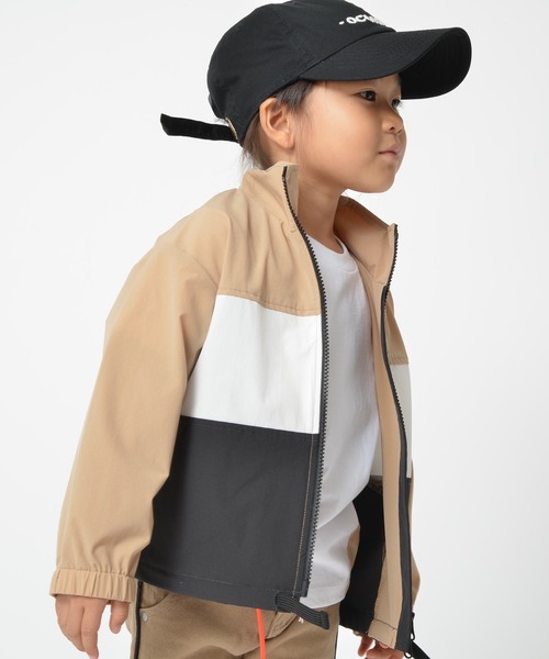SUPERTHANKS（スーパーサンクス）の「配色ブルゾン（ブルゾン・キッズ・ブラック/ベージュ/ホワイト/グレー・100/110/120/130）」の4枚目の写真