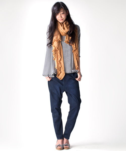 NANO universe（ナノユニバース）の「FF/サルエルテーパードデニム（デニムパンツ・レディース・ブルー/インディゴブルー・34/36）」の10枚目の写真