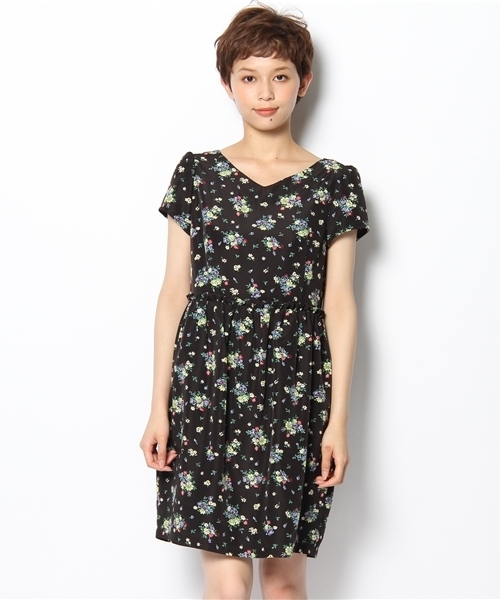 Khaju（カージュ）の「Khaju:フラワーミニフリルワンピース（ワンピース・レディース・ブラック/ネイビー・ONE SIZE）」の3枚目の写真