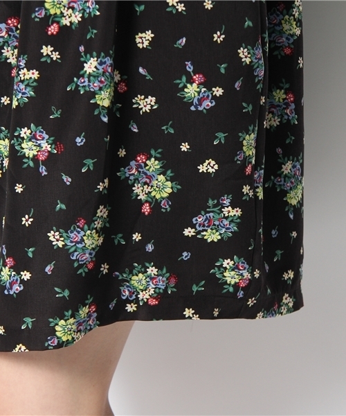 Khaju（カージュ）の「Khaju:フラワーミニフリルワンピース（ワンピース・レディース・ブラック/ネイビー・ONE SIZE）」の10枚目の写真