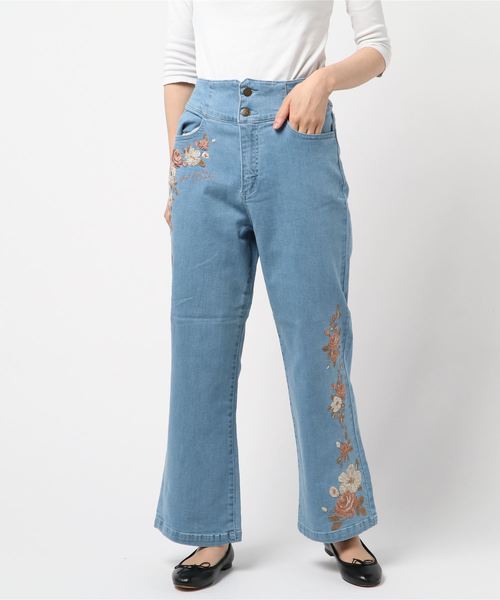 エンブロイダリーフレアガウン　アクシーズファム　ポエティック axes femme POETIQUE（アクシーズファムポエティック）の「エンブロイ