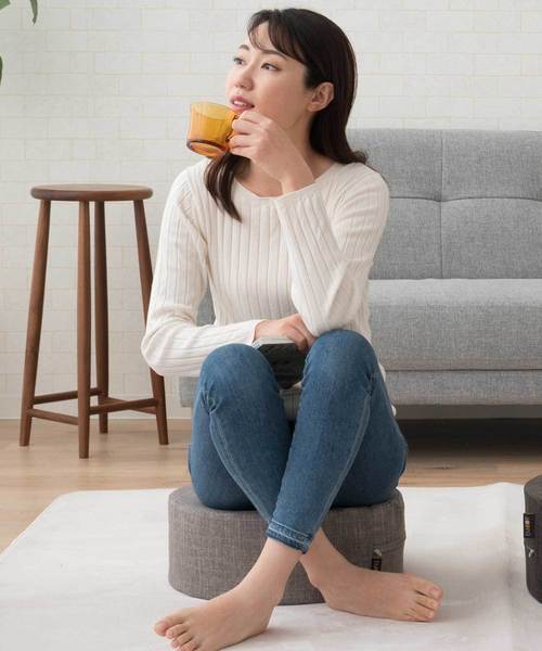 ウレタン 円形フロアクッション 40 40 15 クッション クッションカバー Emoor エムール のファッション通販 Zozotown