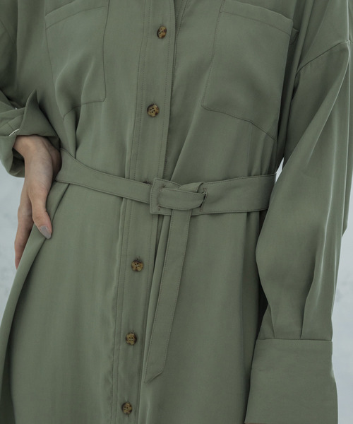 Emma Taylor（エマテイラー）の「ミリタリーロングシャツドレス（ワンピース・レディース・ブラック/オリーブ・38/36）」の11枚目の写真