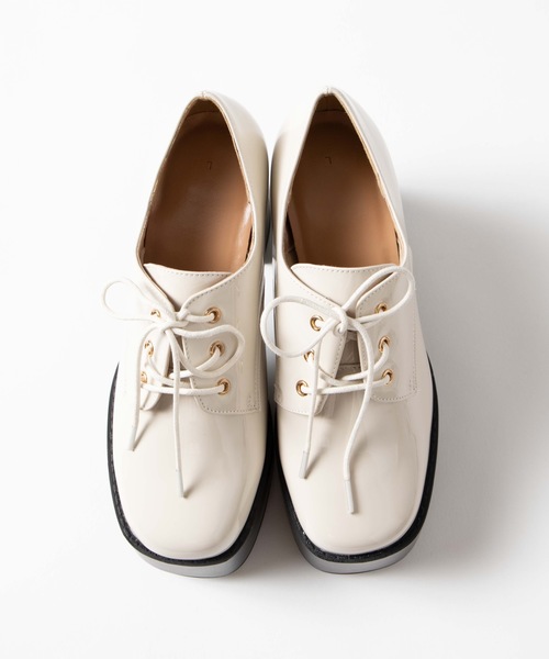 WEGO（ウィゴー）の「WEGO/レースアップボリュームヒールスクエアトゥシューズ（ドレスシューズ・レディース・ブラック/ライトベージュ/ブラック系その他・LARGE/MEDIUM）」の13枚目の写真