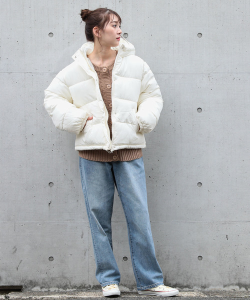 Doula Doula(ドゥーラドゥーラ)の「フード フェイクダウン(ダウンジャケット/コート・レディース・ブラック/オフホワイト/モカ/ライトカーキ・FREE)」の5枚目の写真