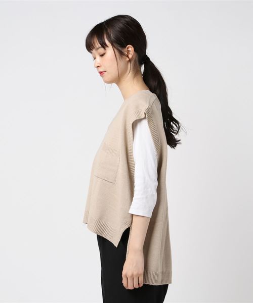 DING(ディング)の「DING/ポケット付きニットベスト(ベスト・レディース・ブラック/ベージュ/ネイビー・FREE)」の11枚目の写真