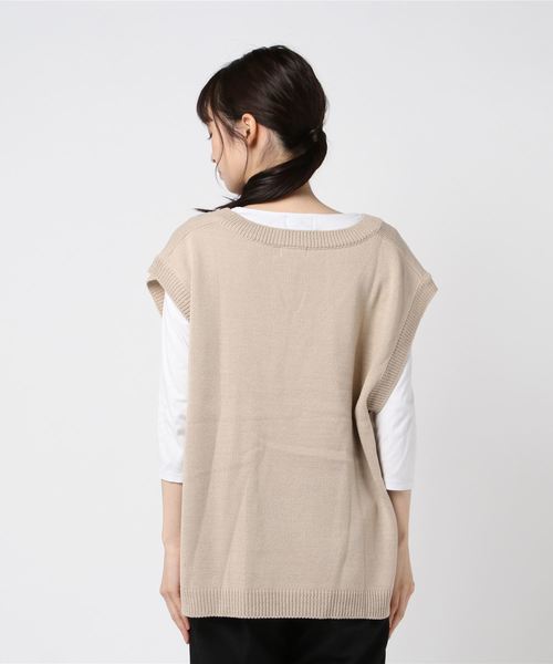 DING(ディング)の「DING/ポケット付きニットベスト(ベスト・レディース・ブラック/ベージュ/ネイビー・FREE)」の7枚目の写真