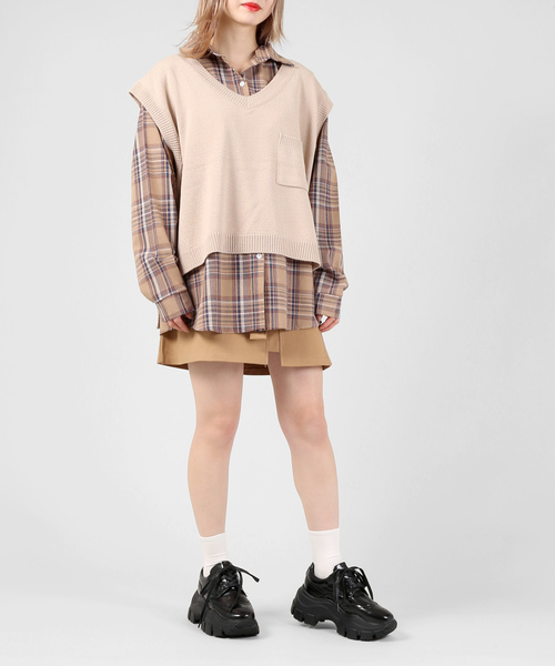 DING(ディング)の「DING/ポケット付きニットベスト(ベスト・レディース・ブラック/ベージュ/ネイビー・FREE)」の10枚目の写真