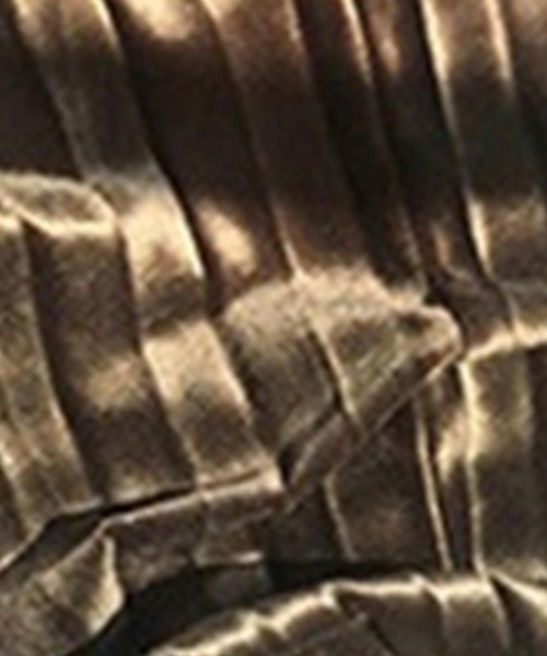 ABITOKYO（アビトーキョー）の「ベロアプリーツスカート（スカート・レディース・ブラック/グレー/カーキ/ブルー/ピンクベージュ・FREE）」の7枚目の写真