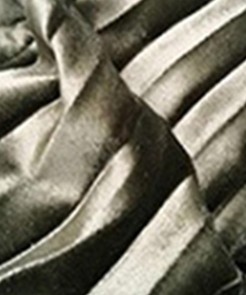 ABITOKYO（アビトーキョー）の「ベロアプリーツスカート（スカート・レディース・ブラック/グレー/カーキ/ブルー/ピンクベージュ・FREE）」の8枚目の写真