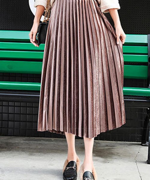 ABITOKYO（アビトーキョー）の「ベロアプリーツスカート（スカート・レディース・ブラック/グレー/カーキ/ブルー/ピンクベージュ・FREE）」の15枚目の写真